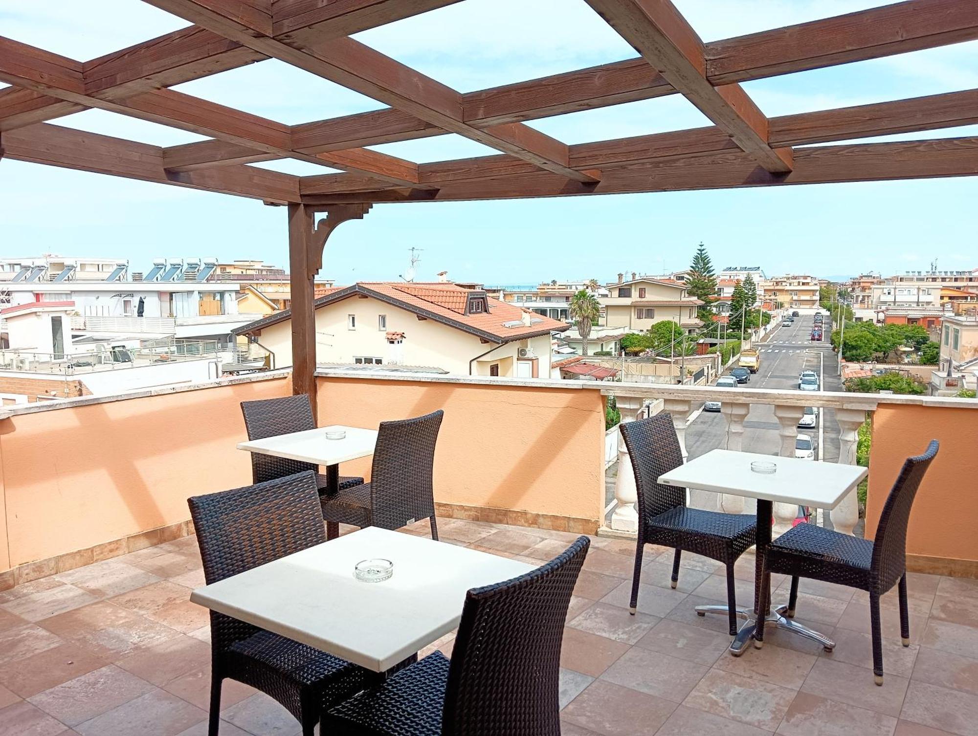 Hotel Riviera Fiumicino Extérieur photo